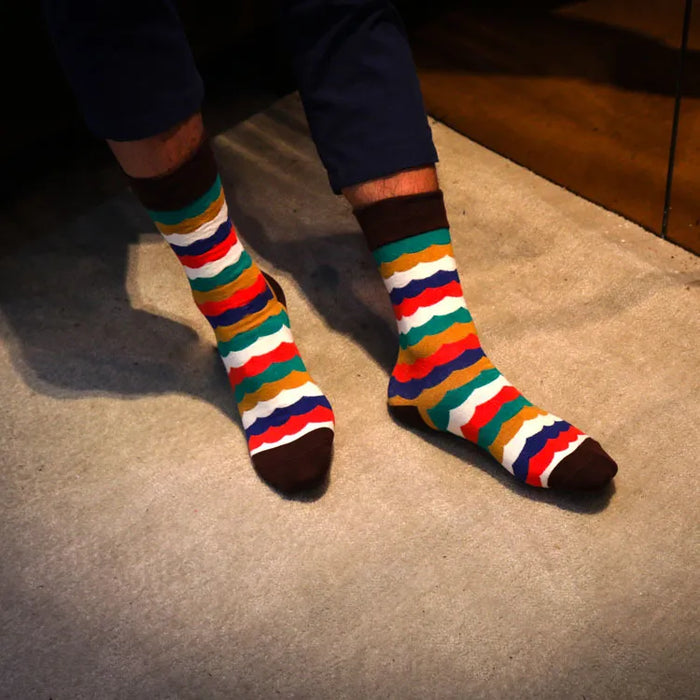 'Winter Color Waves' Crew Socks